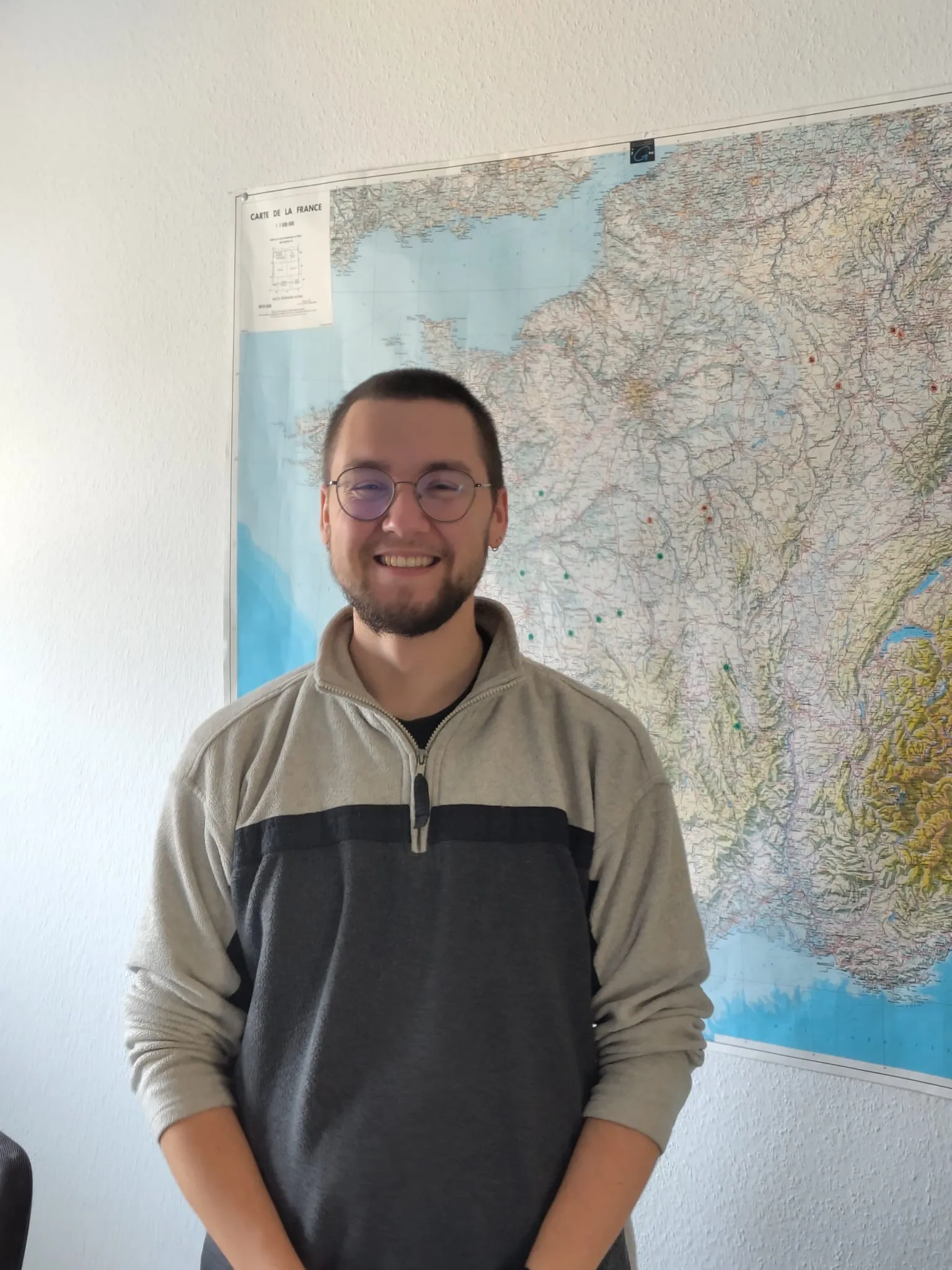 Tizian ist Werkstudent bei ABO Energy