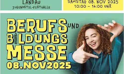 Einladung zur Berufs- und Bildungsmesse am 8. November 2025 in der Jugendstil-Festhalle Landau mit lächelnder Frau im blauen Hoodie.