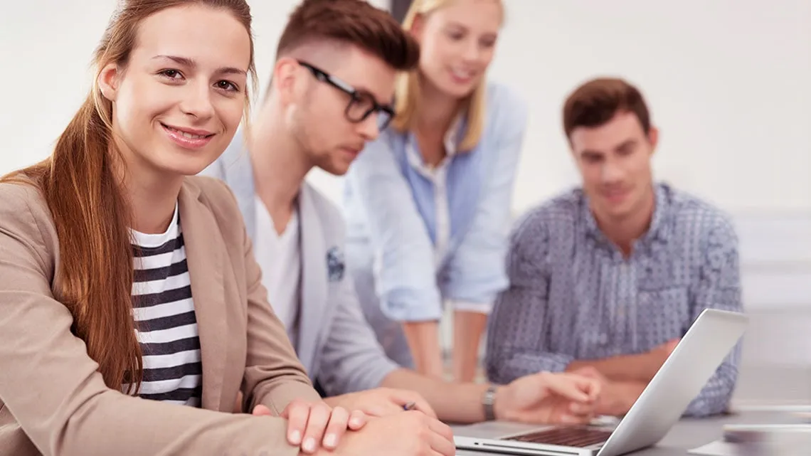 Team am Laptop