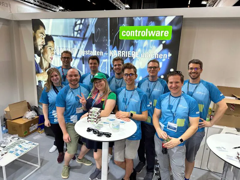 Ein junges Team von Controlware begrüßt Dich am Messestand und freut sich auf Deine Karriere bei ihnen.