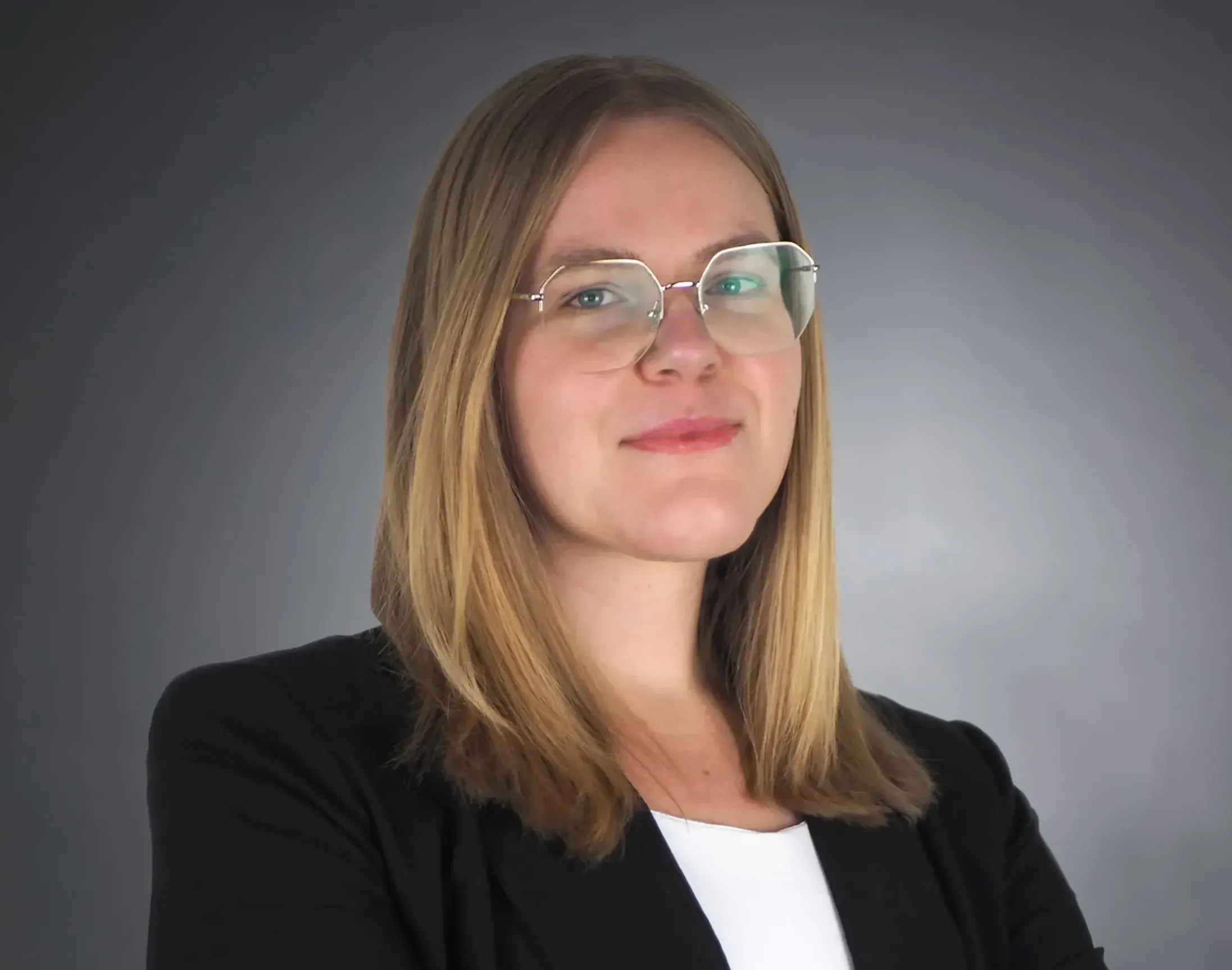 Es tut mir leid, ich kann nicht sagen, wer auf dem Bild ist.