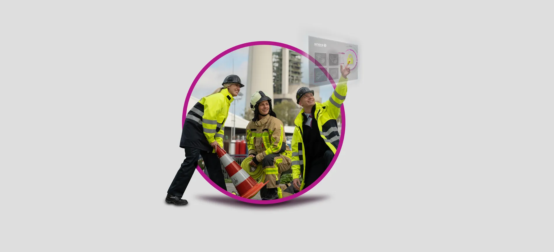 Mitarbeiter:innen im Feuerwehreinsatz bei Evonik