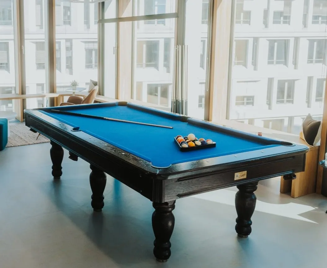 Billiard Tisch im Büro