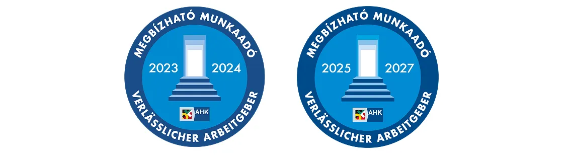 Bélyegző 'Megbízható Munkaadó' felirattal, 2023-2024, kék körben lépcső és AHK logó.