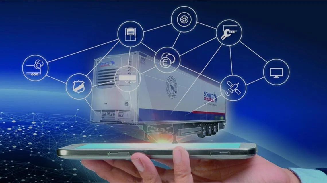 Smartphone mit digitalem Netzwerk und einem Lkw-Auflieger von Schmitz Cargobull, symbolisiert vernetzte Technologien im Automobilbereich.