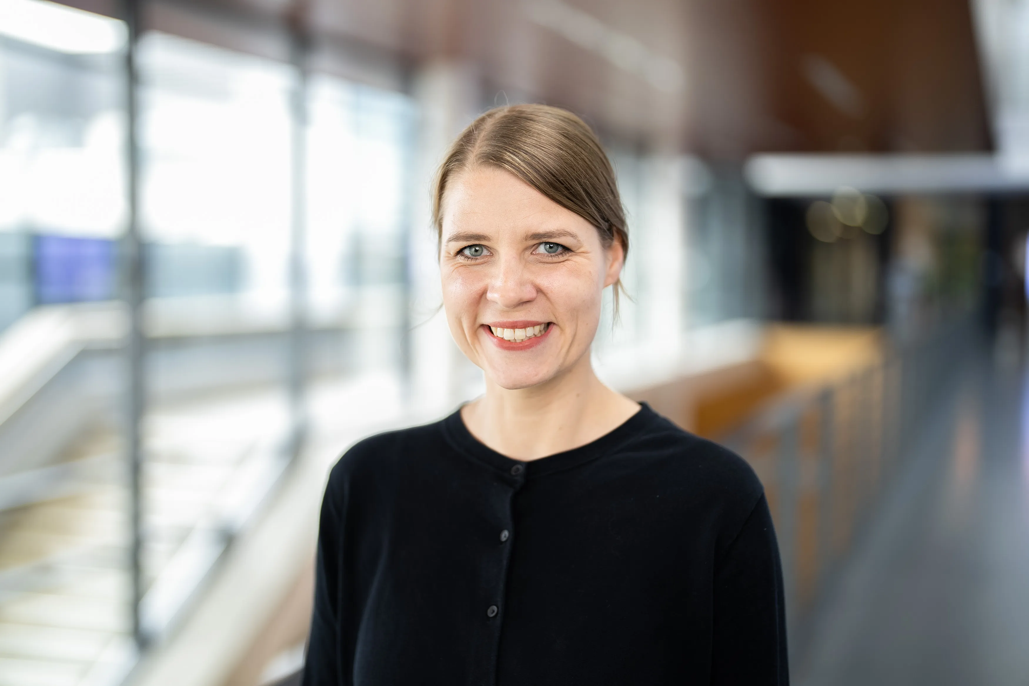 Das Foto zeigt Julia König, HR Mangerin Employer Branding bei der Schüco International KG