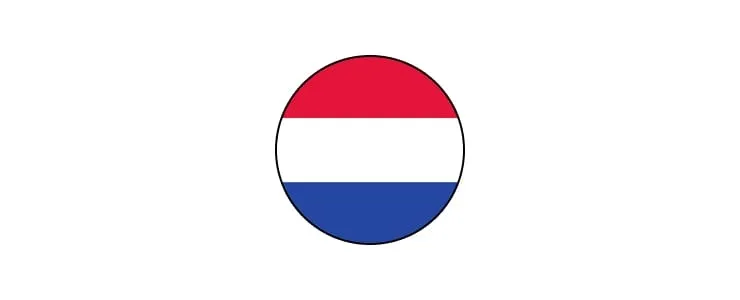 Die Flagge der Niederlande in einem Kreisformat, mit horizontalen Streifen in Rot, Weiß und Blau.