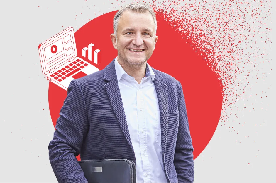 Ein lächelnder Mann im Business-Outfit hält eine Mappe, im Hintergrund Symbole für Karriere in der Lebensmittelbranche.