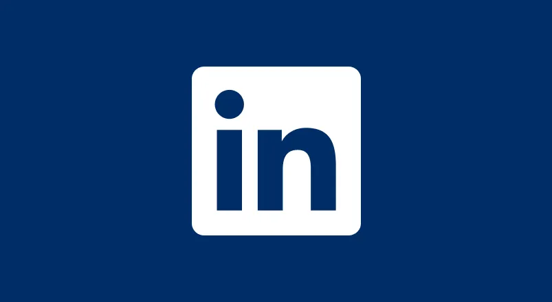 LinkedIn-Logo auf blauem Hintergrund, passend für Deine Karriere bei der VR Bank im Finanzbereich.